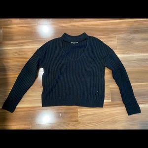 Black Sweater With Chest Opening